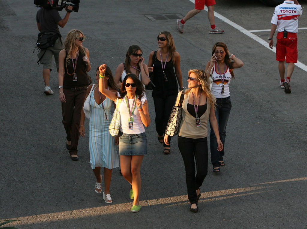 GIRLS